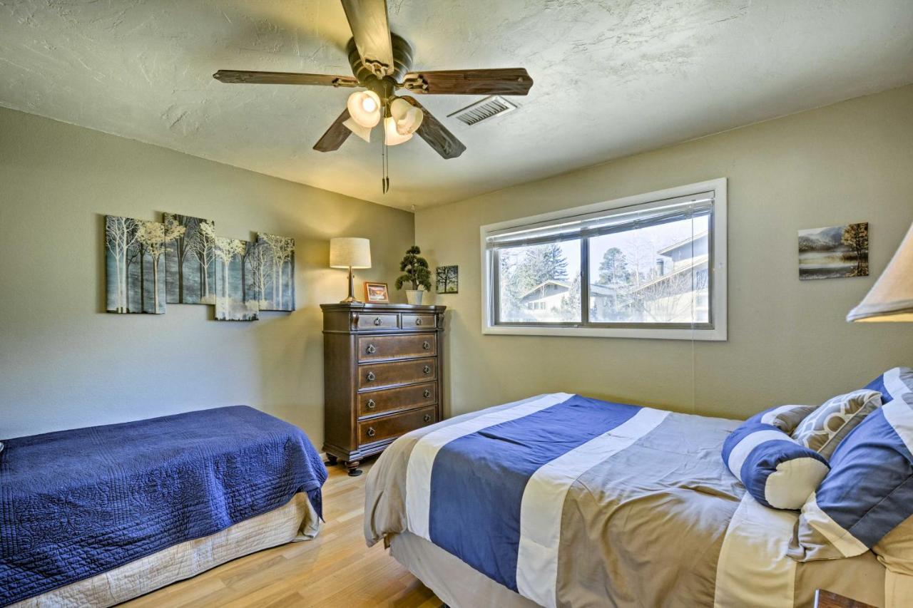 Flagstaff Townhome - Walk To Country Club And Pools! Buitenkant foto